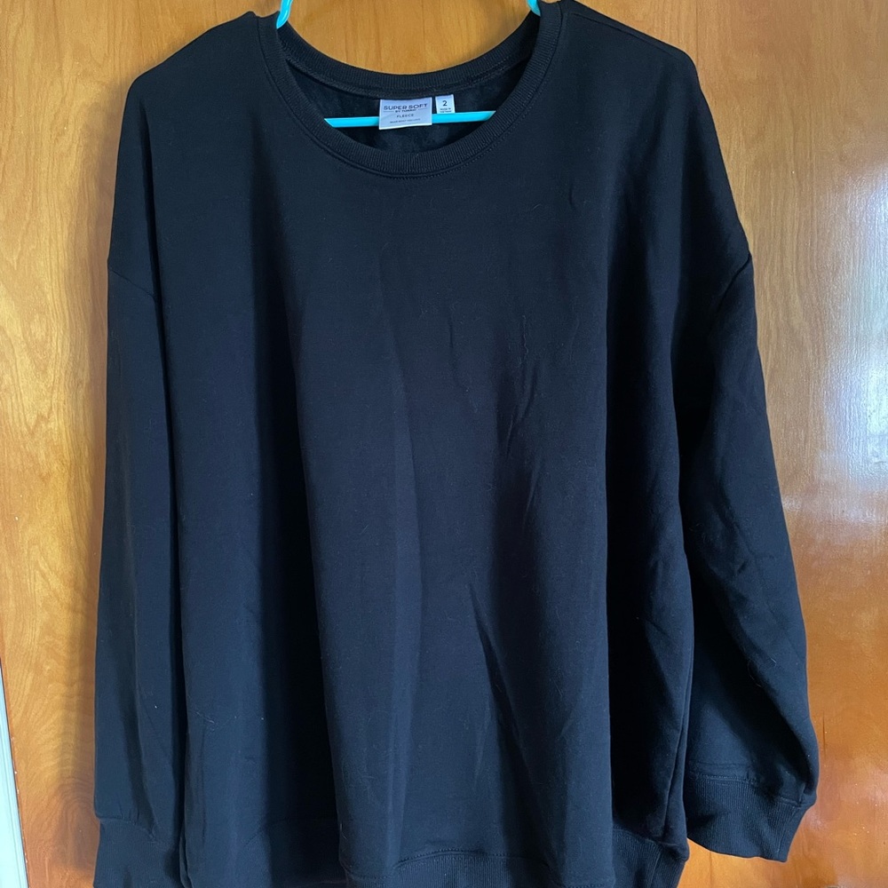Torrid Super Soft Black Fleece Crewneck
